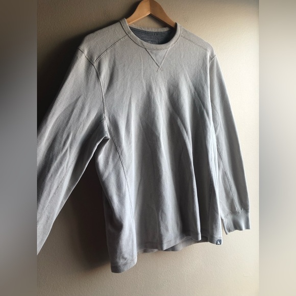 Eddie Bauer Men’s Gray Cream Sweater Crew Neck  Long Sleeve Size M - Picture 3 of 10